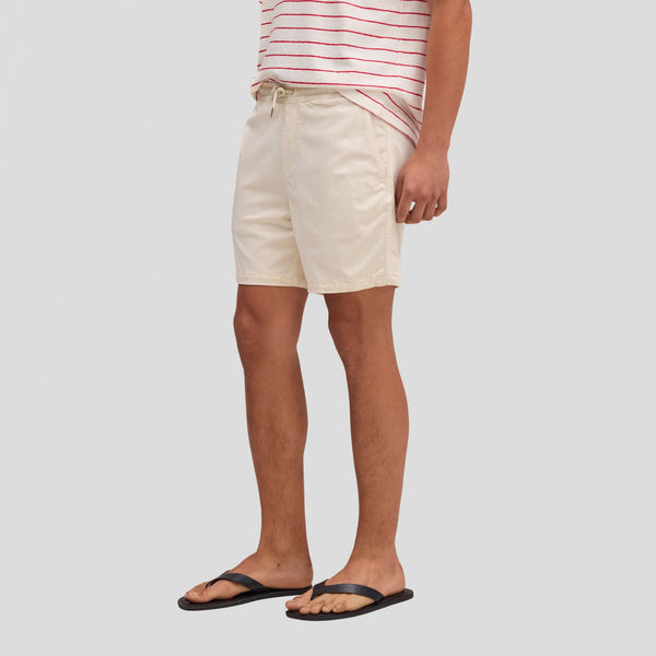 NN07 Gregor 1154 Shorts Ivory