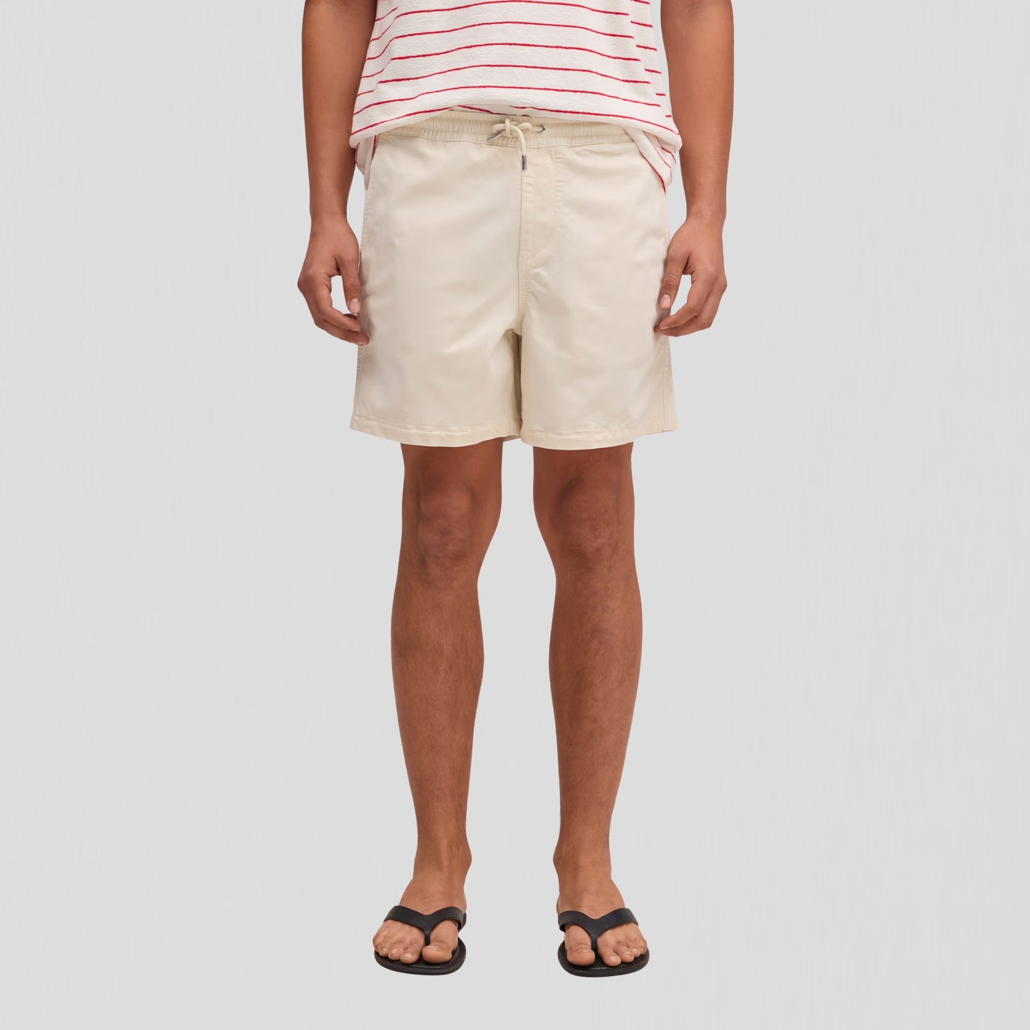 NN07 Gregor 1154 Shorts Ivory